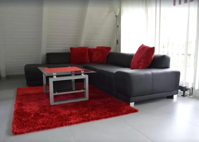 Ferienhaus In Waldkatzenbach Modern & Renoviert