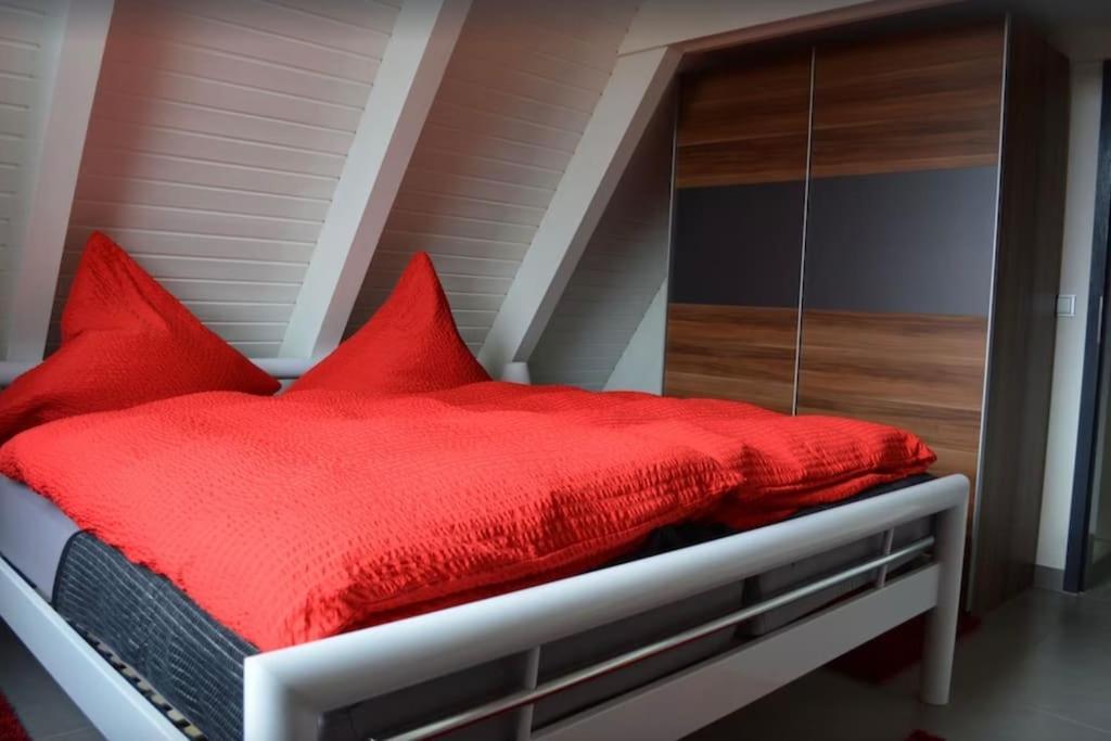 In Waldkatzenbach Modern & Renoviert * Waldbrunn (Baden-Wurttemberg)